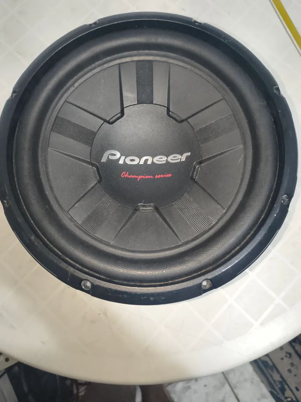Subwoofer Pioneer de 12 polegadas  - Foto 2