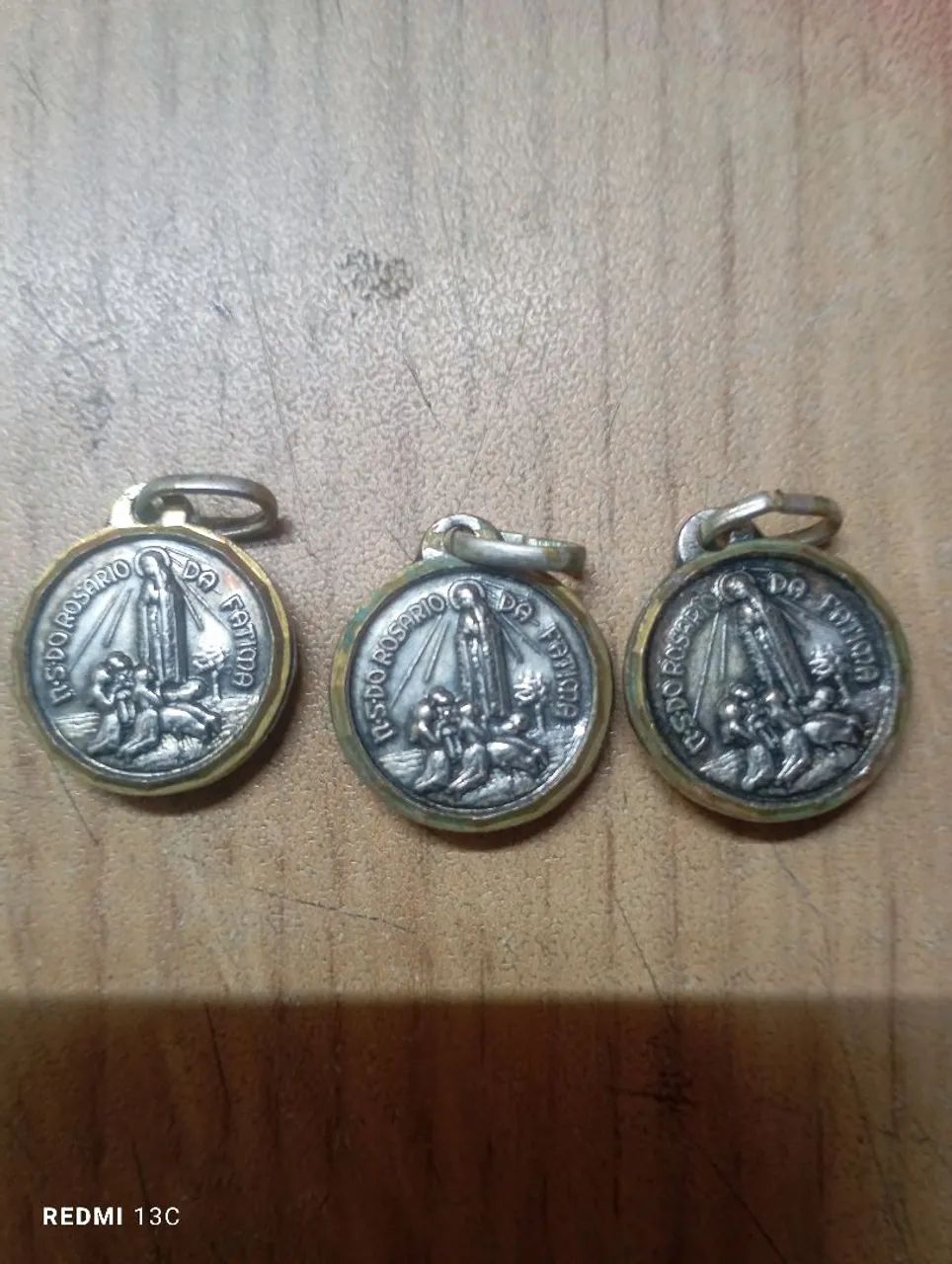 3 medalhas da nossa senhora de Fátima 