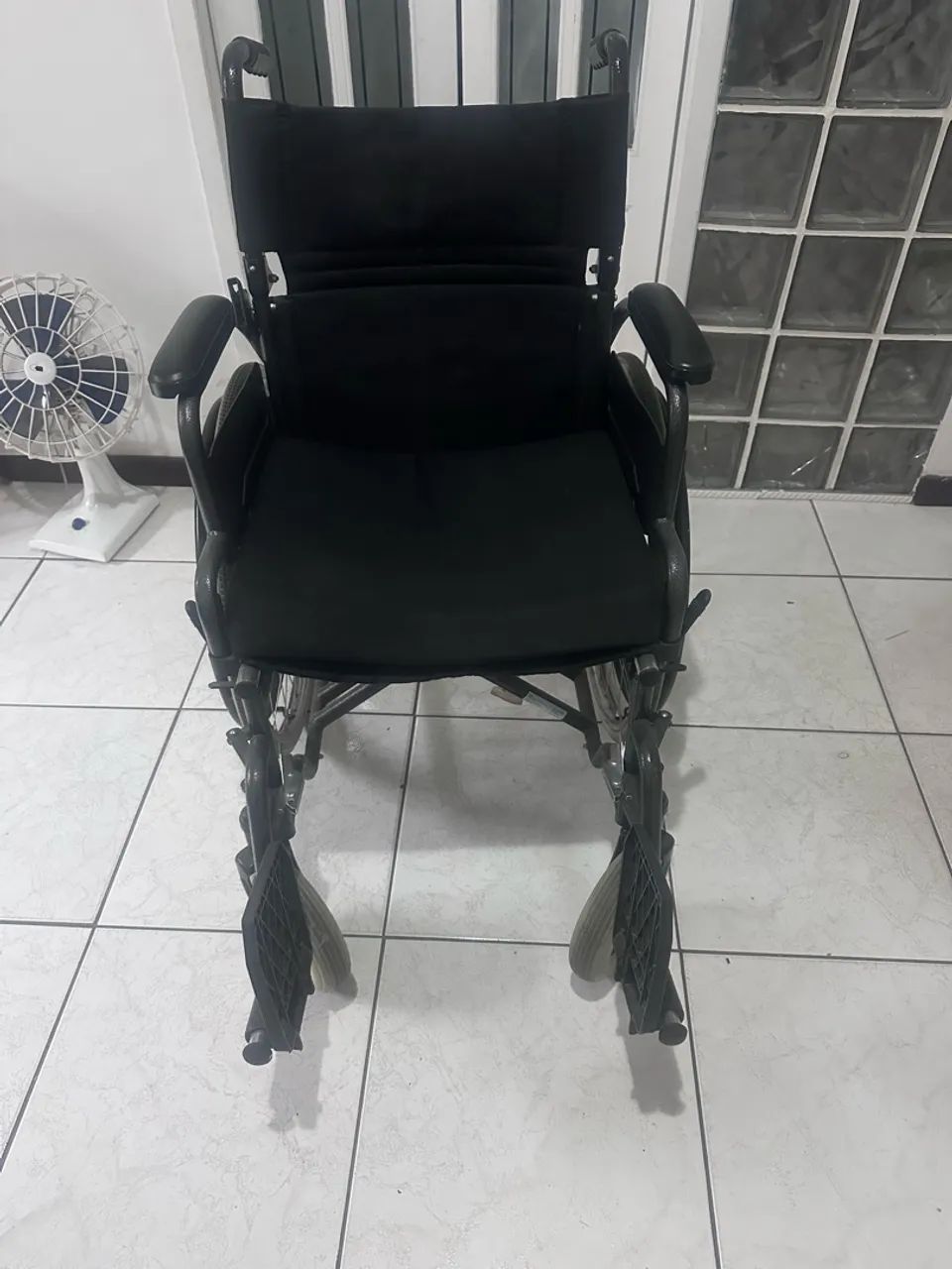 Cadeira de rodas - Foto 3