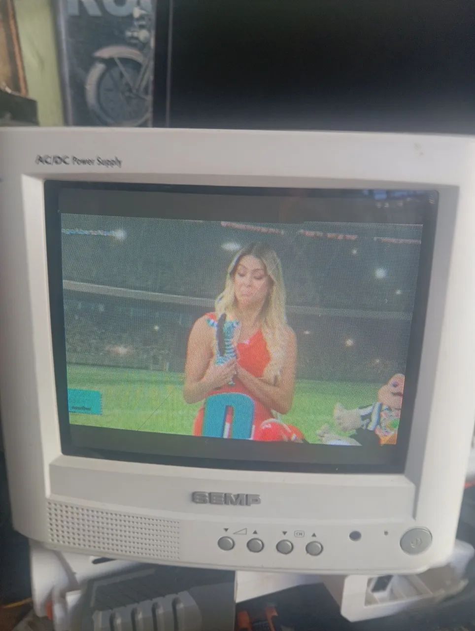 TV Semp 10 polegadas 
