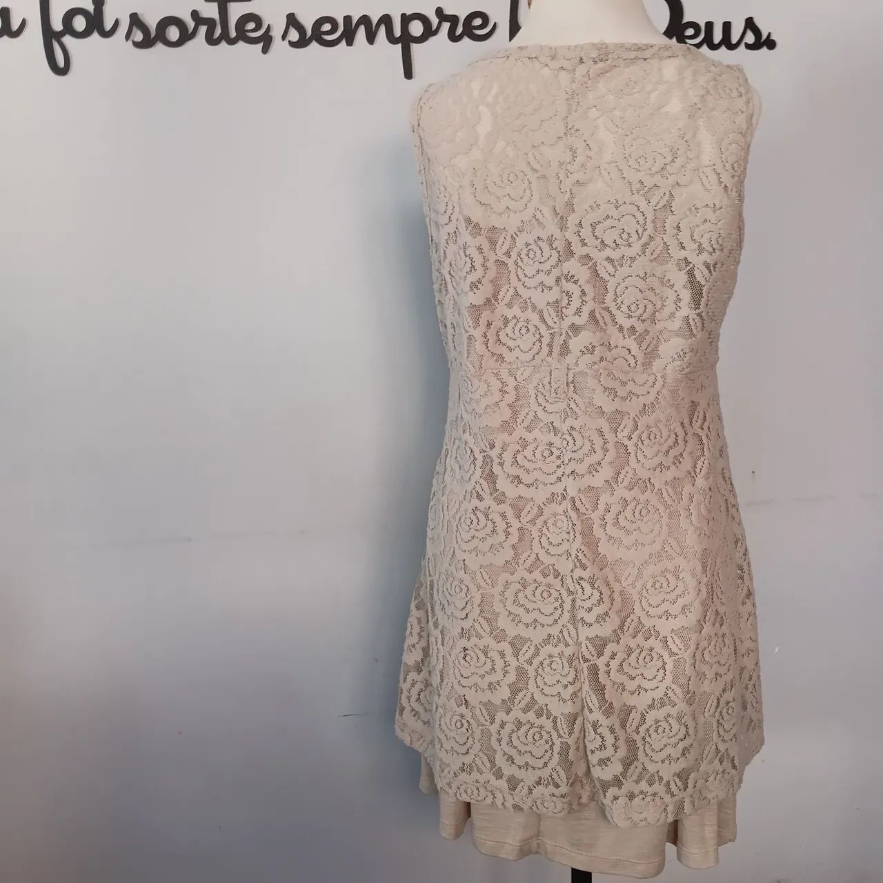 Vestido tule bege - Foto 2