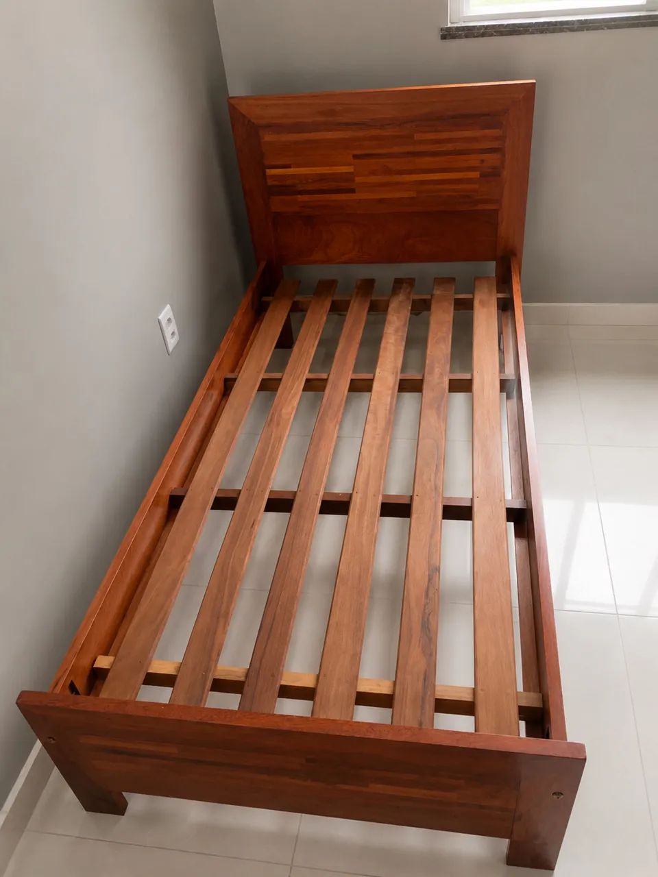 Cama solteiro RÚSTICA 