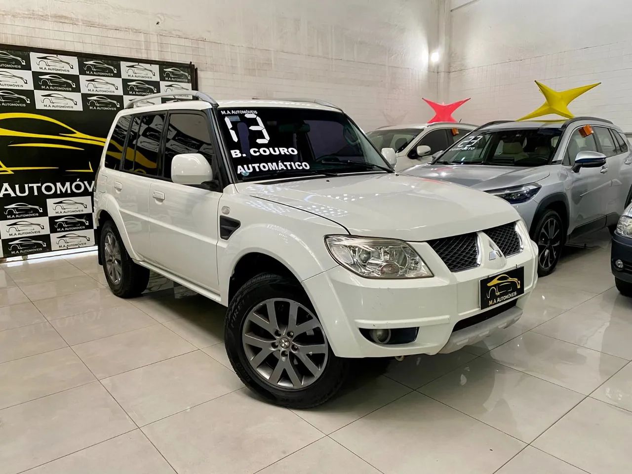 Mitsubishi Pajero TR4 2.0 Flex 16V 4X2 Aut. 2013 2013
