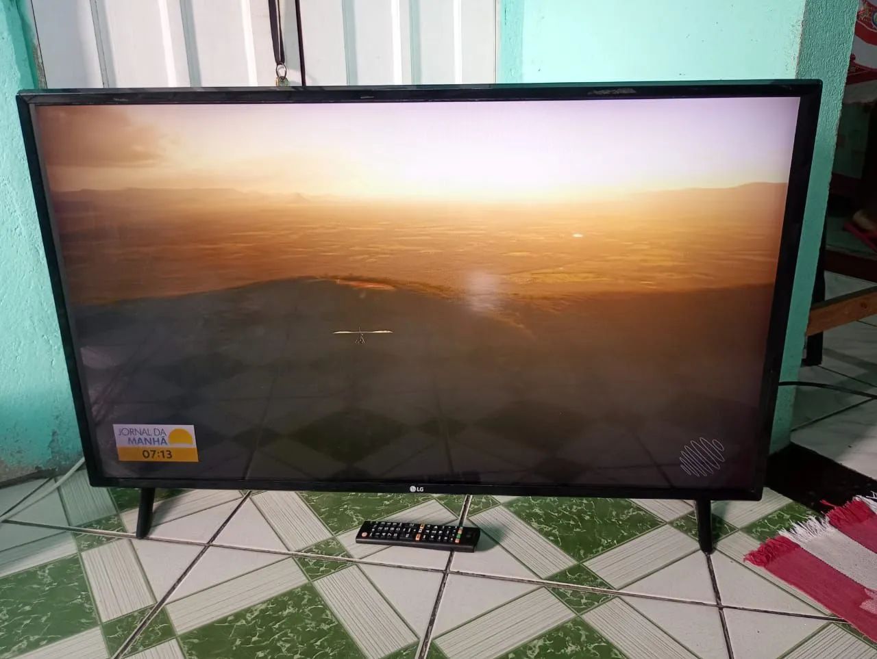 TV.  LG.  Smart.  43. Funcionando.   Leia.   - Foto 4