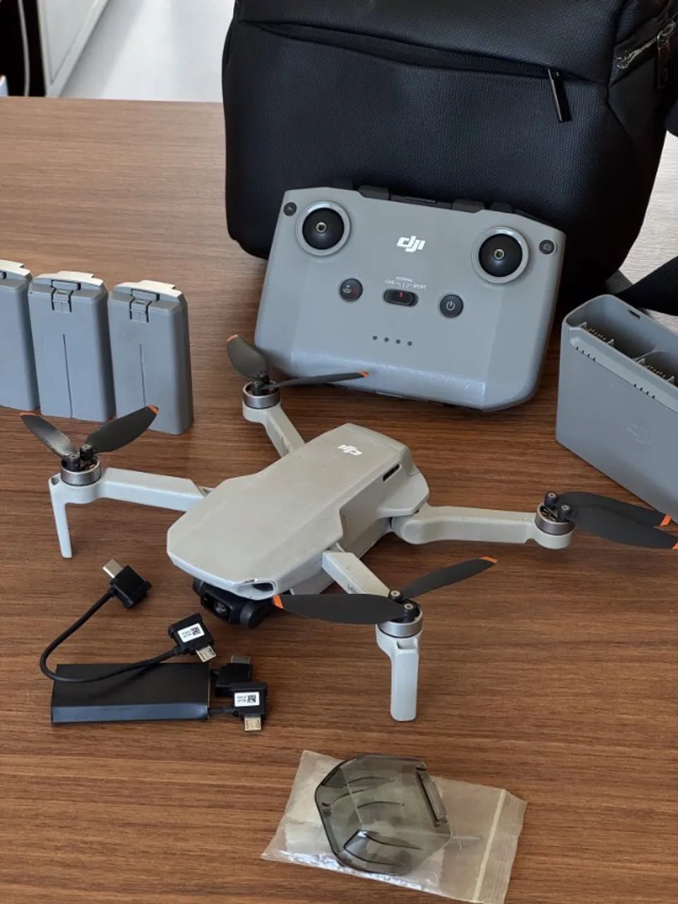 Drone Dji Mini 2 + Fly More Combo - Foto 2