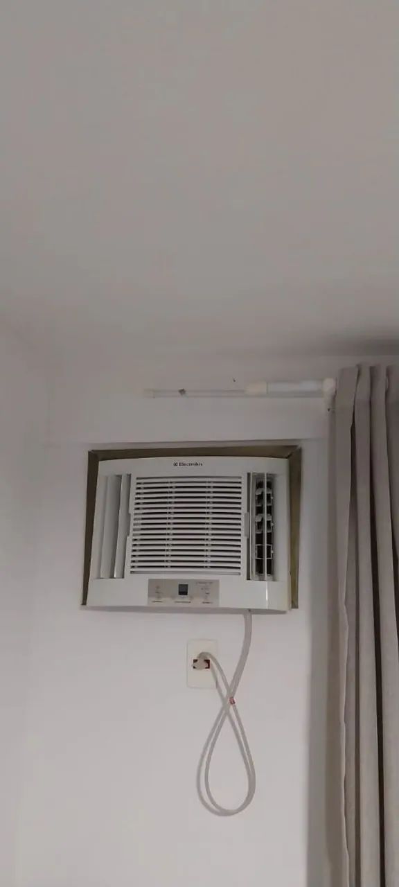 Ar condicionado 7.500 BTUs Digital 