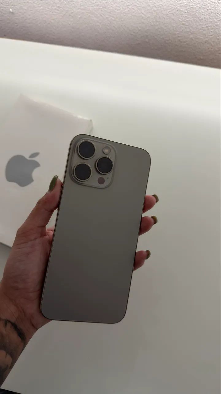 IPHONE 15 PRO MAX  - Foto 4
