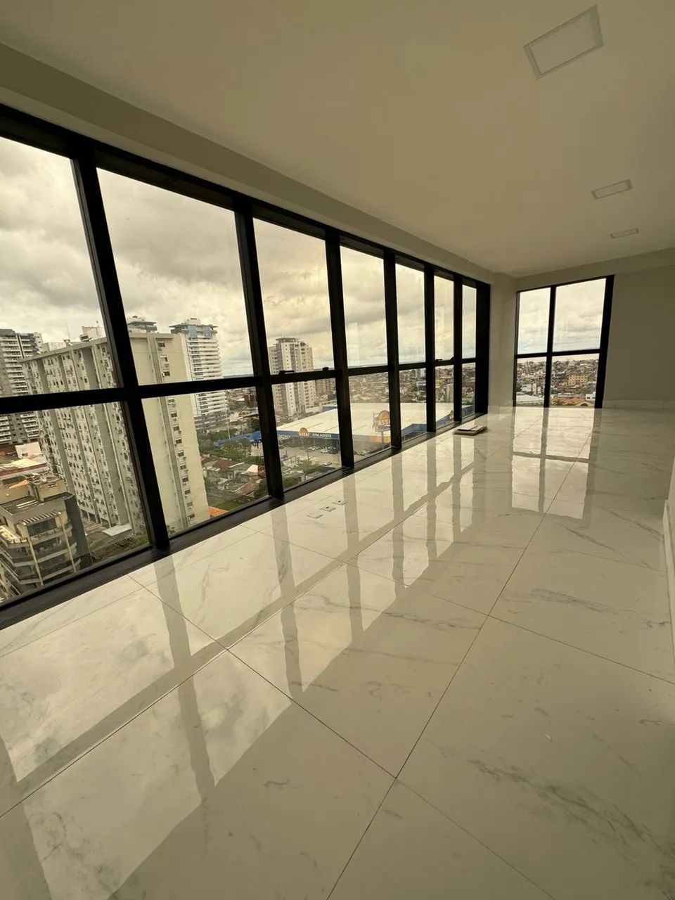 Sala Comercial (Batista Campos) - Ed. City Office