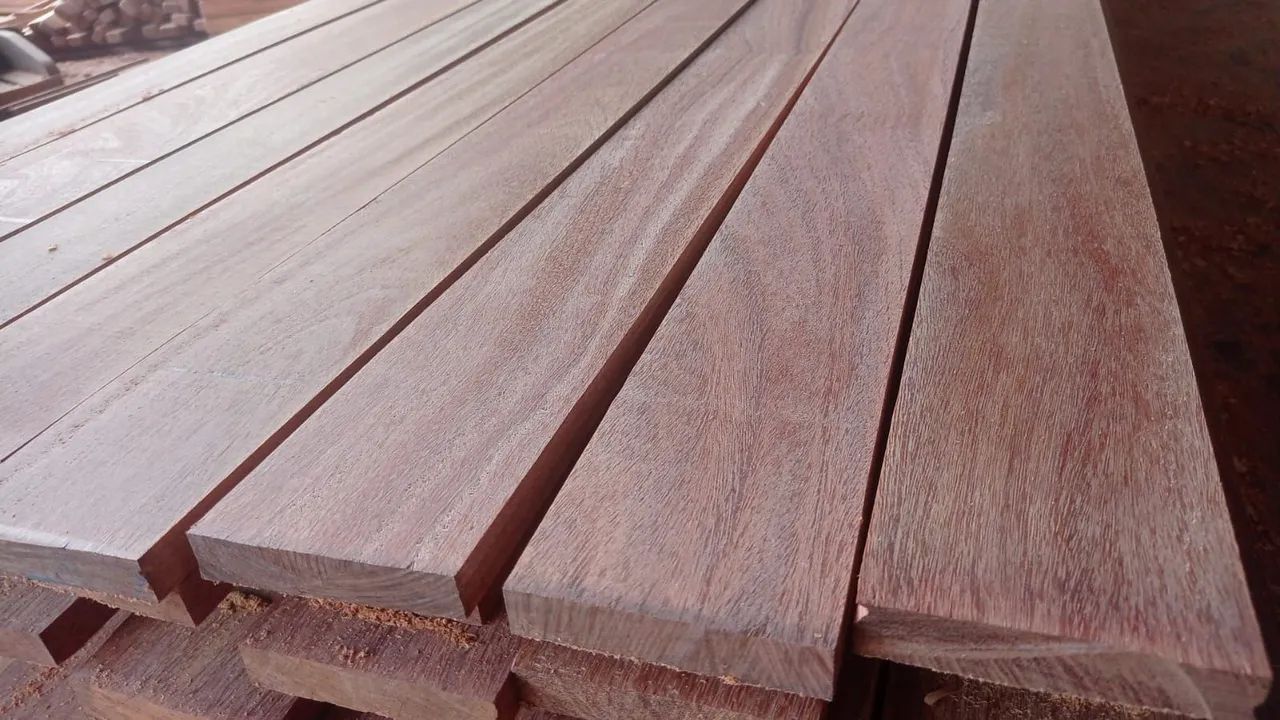Vendo Deck cumaru peça de todas as bitolas - Foto 2