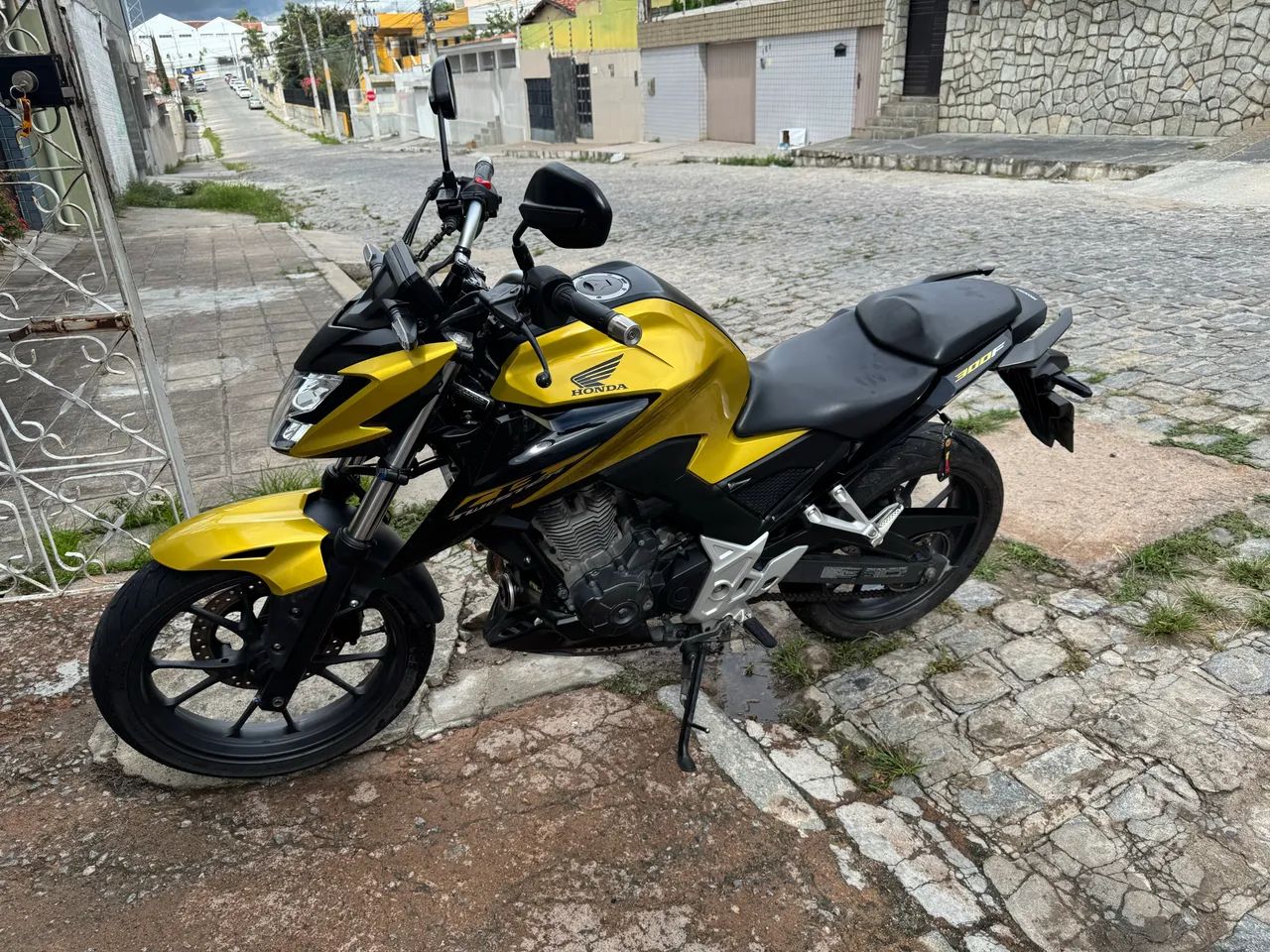 Cb Twister 300 abs  - Foto 3