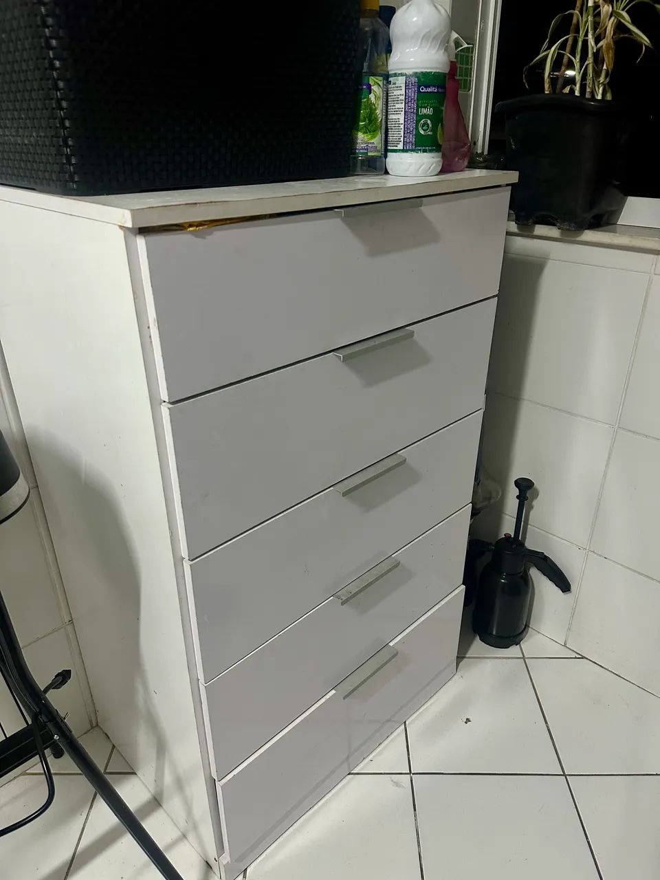 Vendo cômoda 