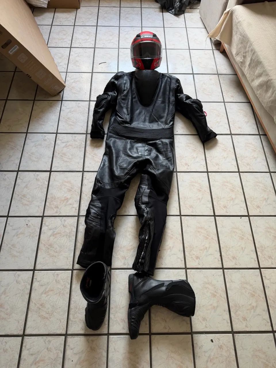 Roupa de moto profissional  completa com capacete