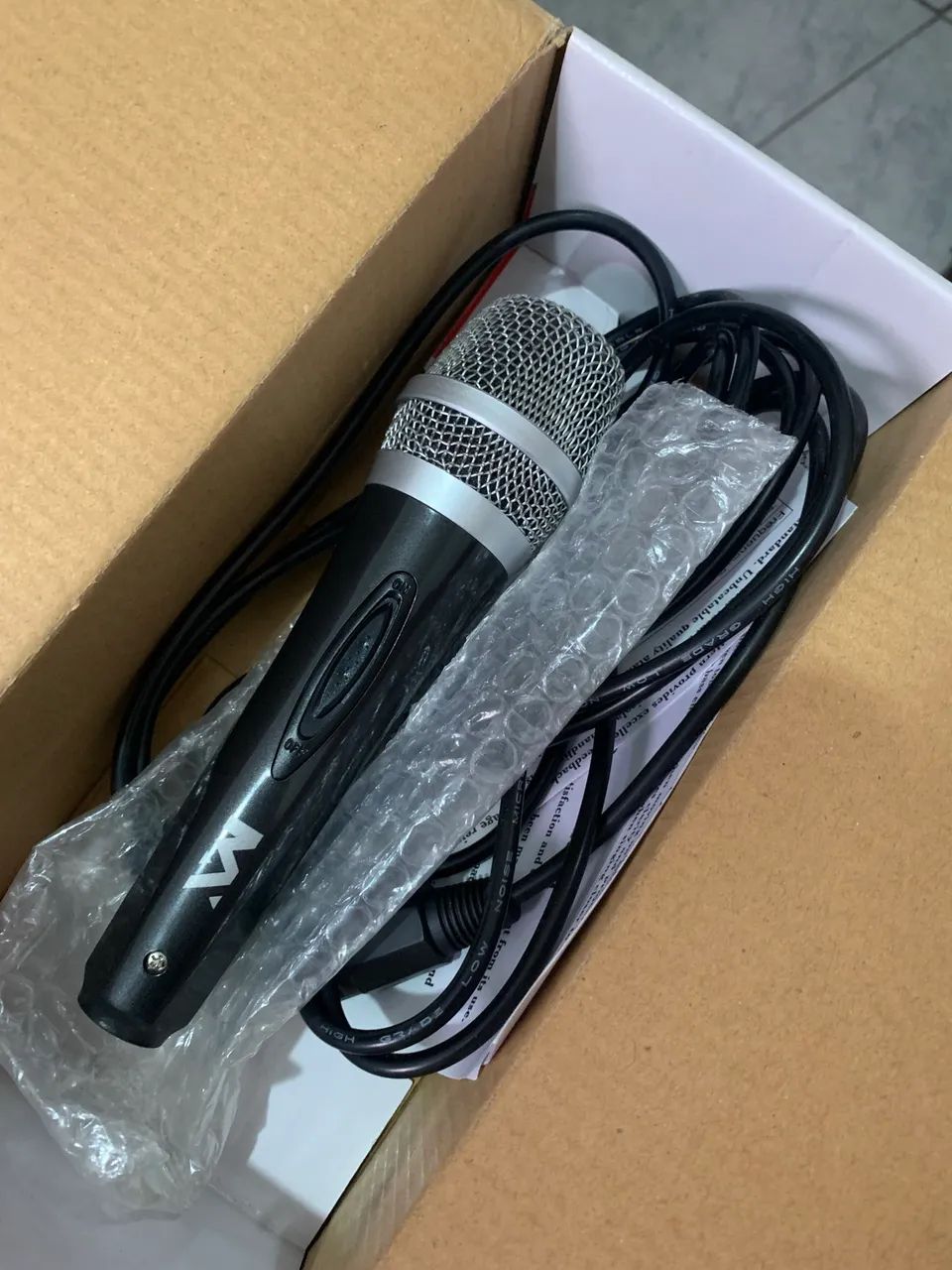 Vendo 2 microfones profissionais 
