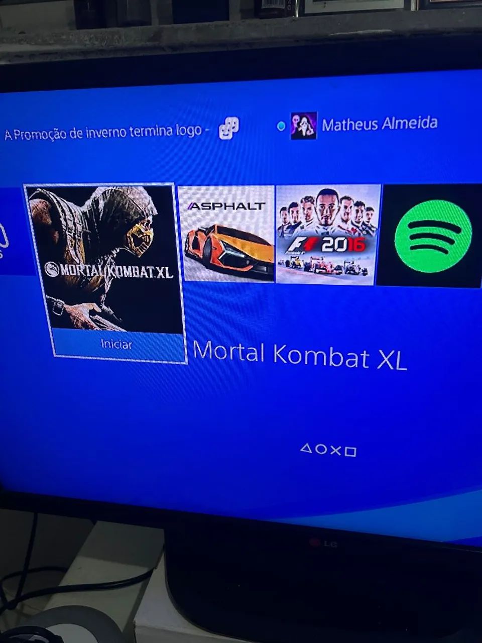 PS4 1tera de memória em ótimo estado com jogos  - Foto 4