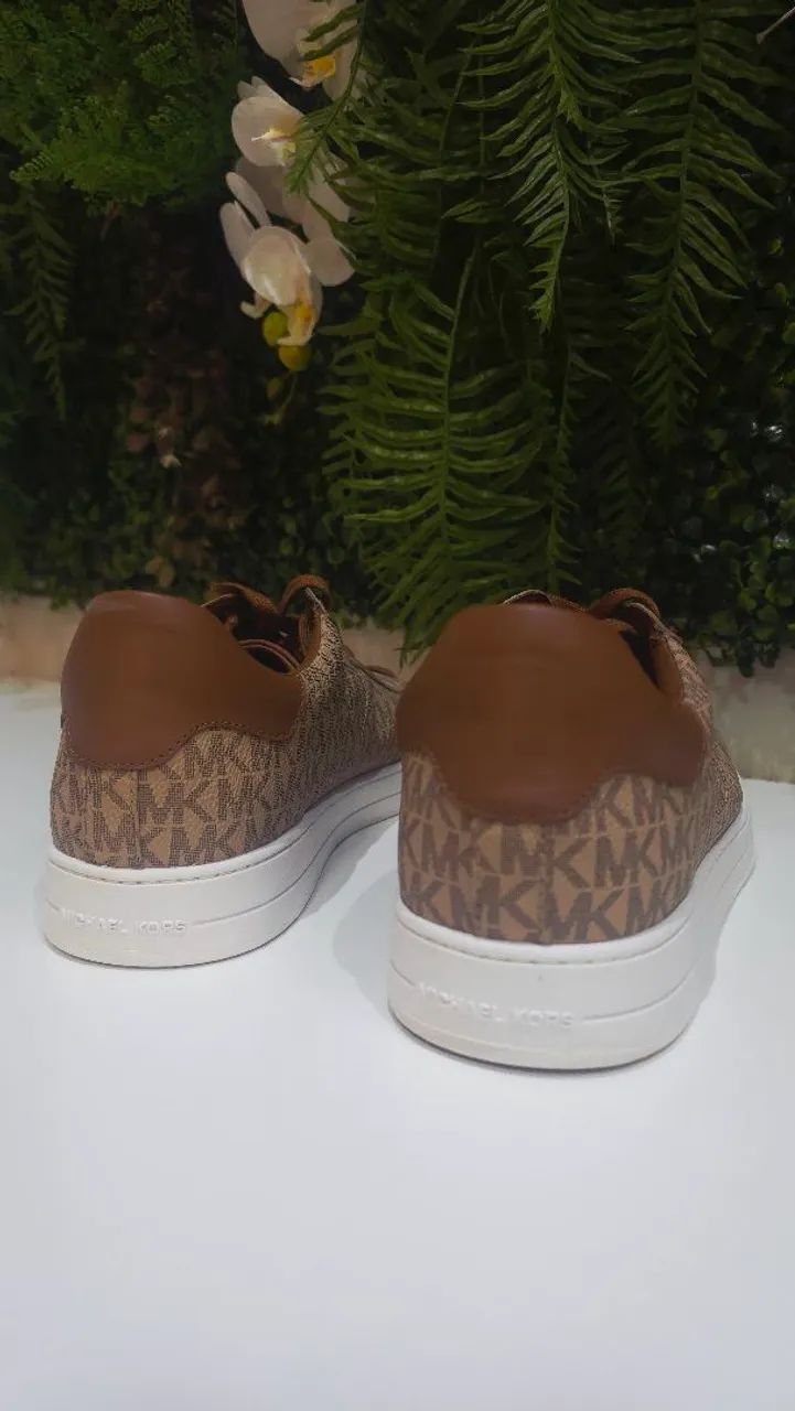 Tênis Michael Kors - NOVO e importado  - Foto 4