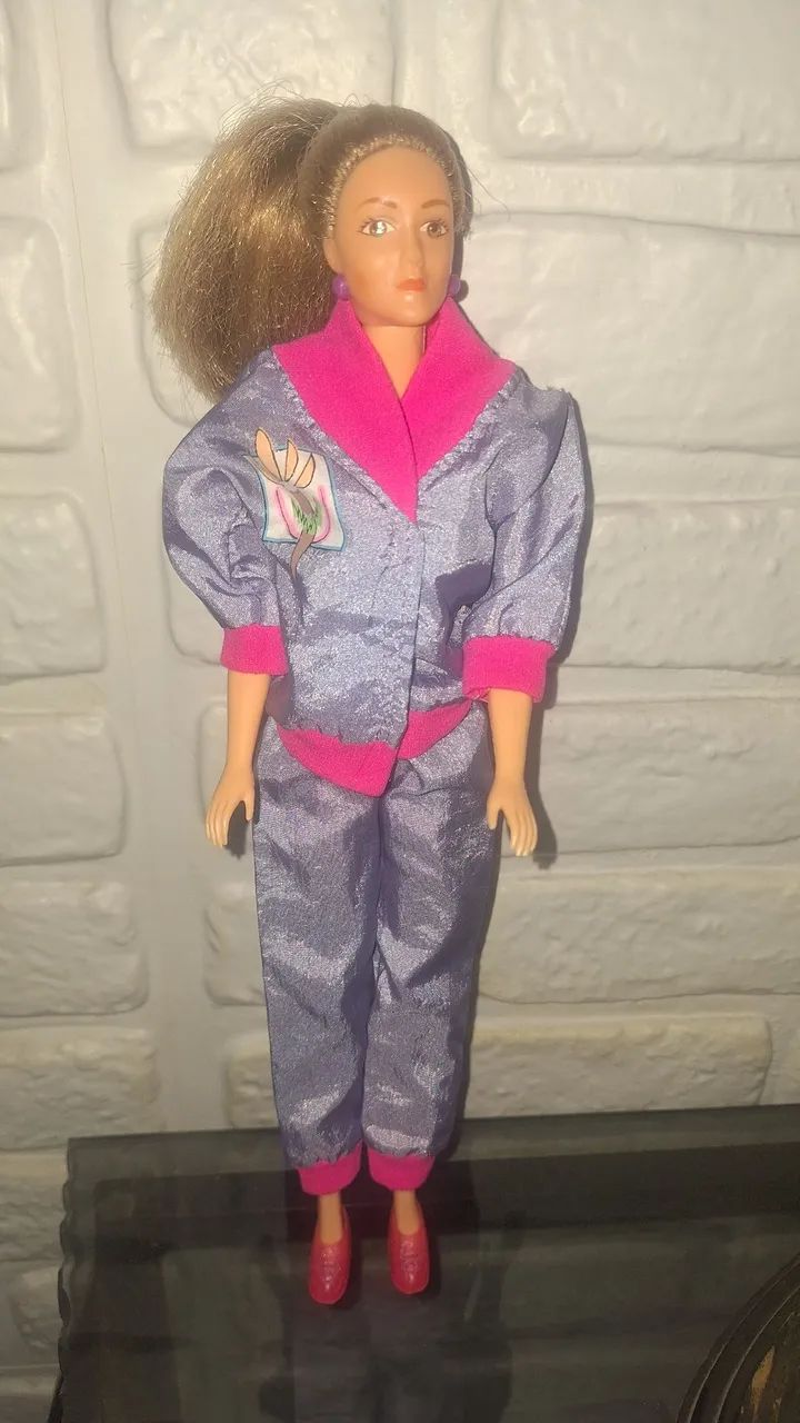 Boneca Hortênsia campeã mundial de basquete em 1994 - Foto 5