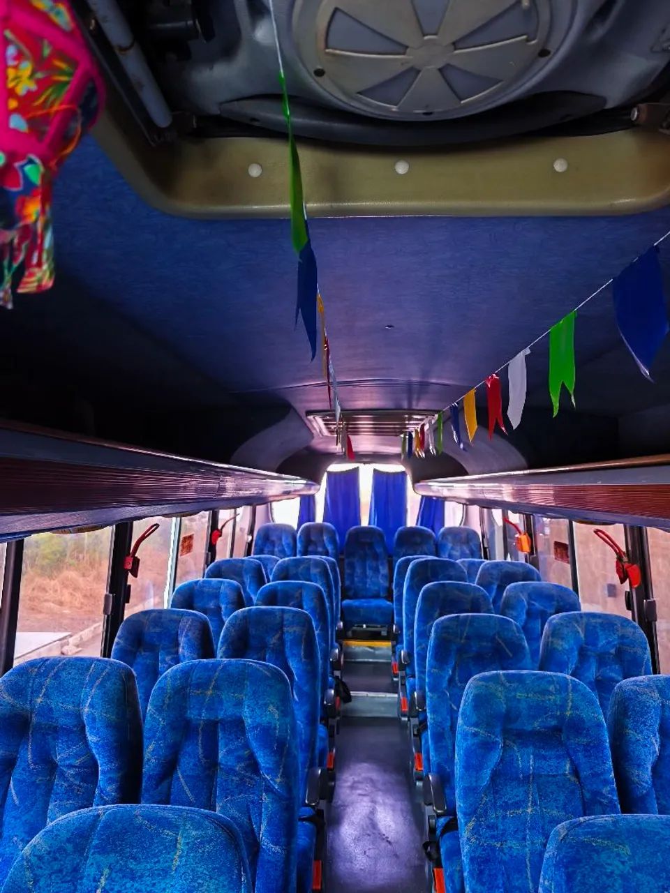 Neobus Thunder Plus executivo  - Foto 4