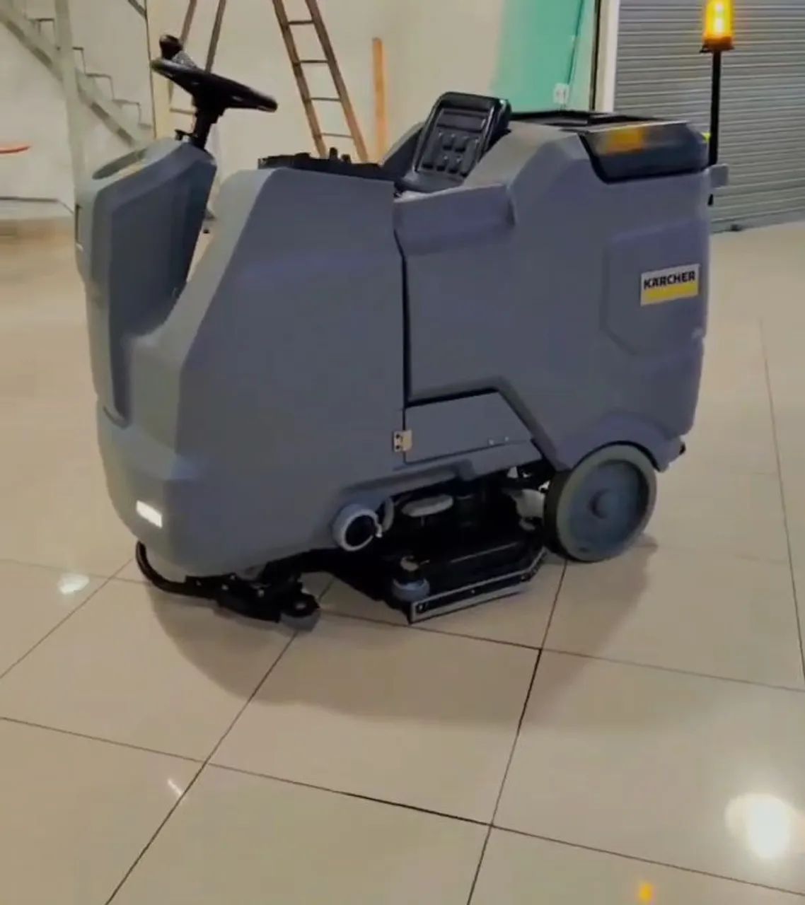 Lava e seca Karcher BD 150R zerada - Foto 2