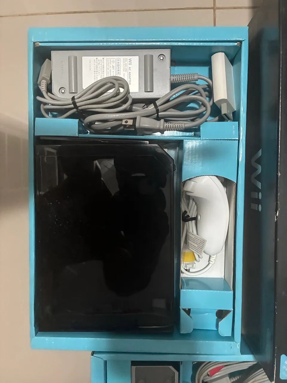 Nintendo Wii prefeito na caixa completo, berço, caixa original, base,sensor,fonte e contro - Foto 2