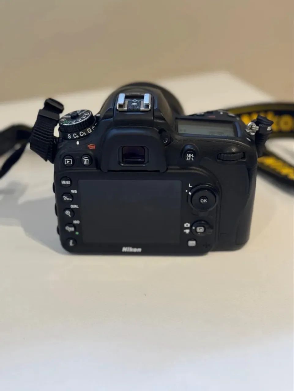 Câmera Nikon 7200 + Lente Nikon 35mm - Apenas 12.664 cliks - Foto 6