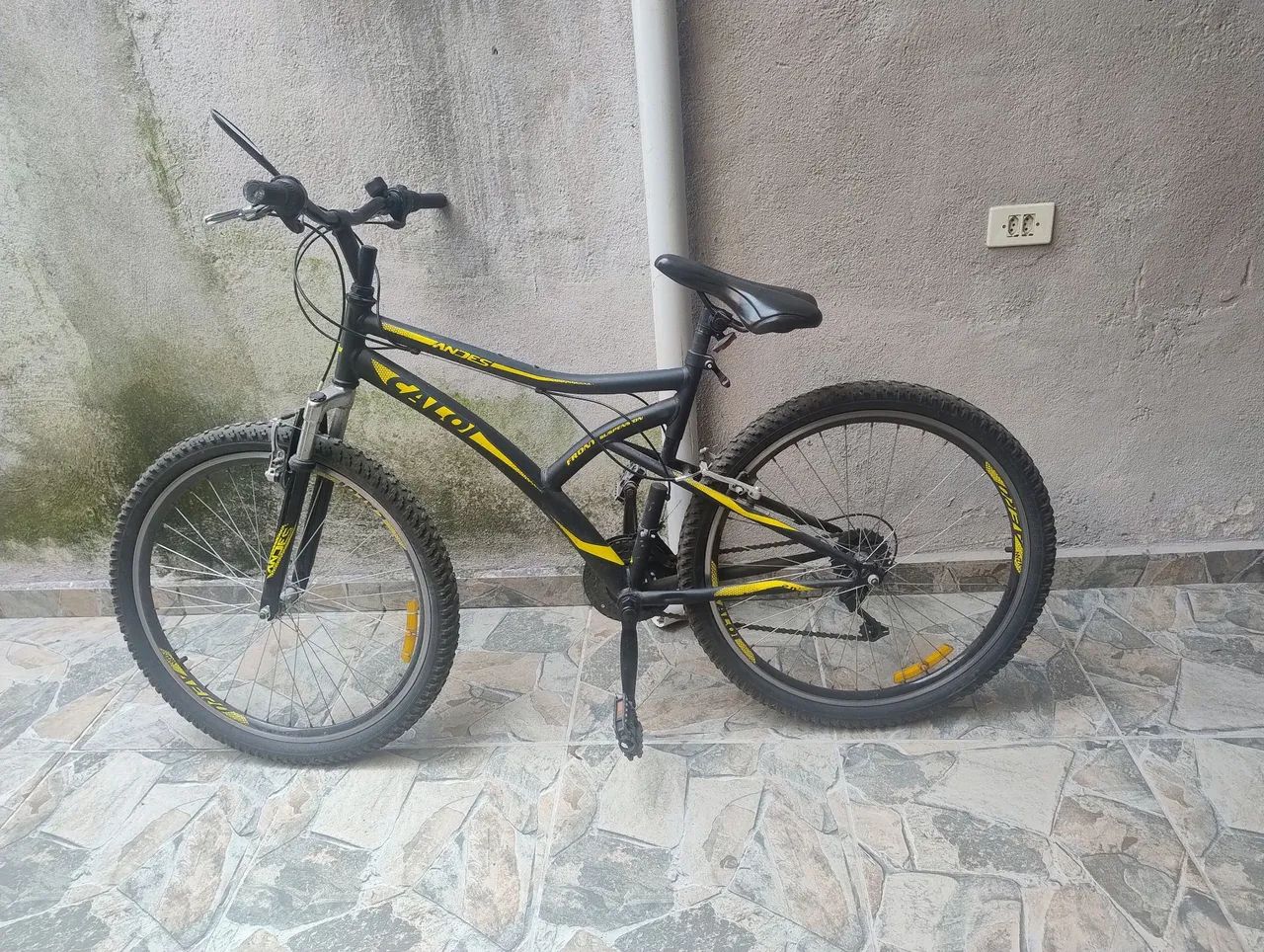 Bicicleta caloi aro 26 