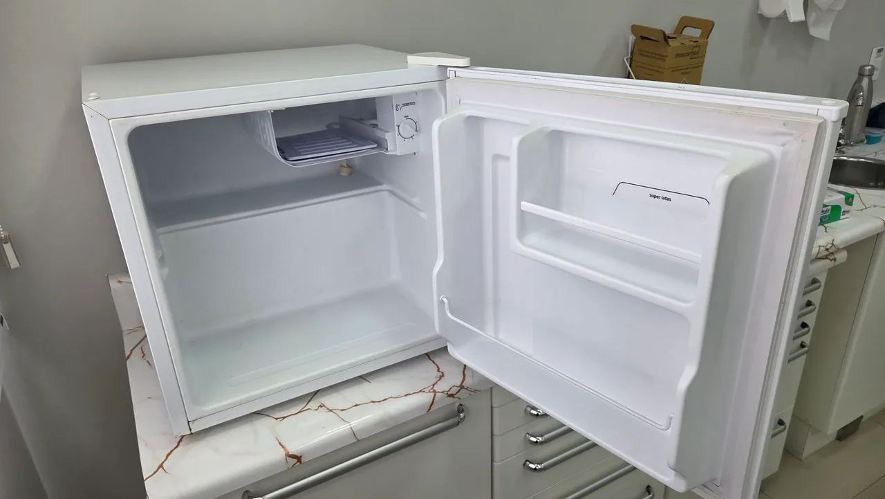 Frigobar Midea 220v  - Foto 2