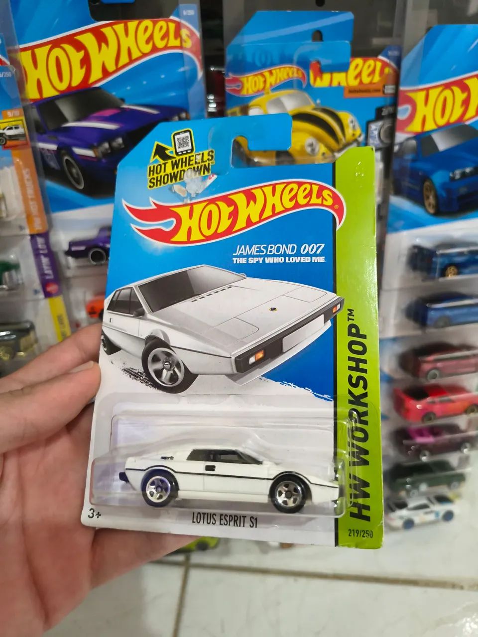 Miniatura Hot Wheels Lotus Esprit S1 - James Bond 007 - Foto 2
