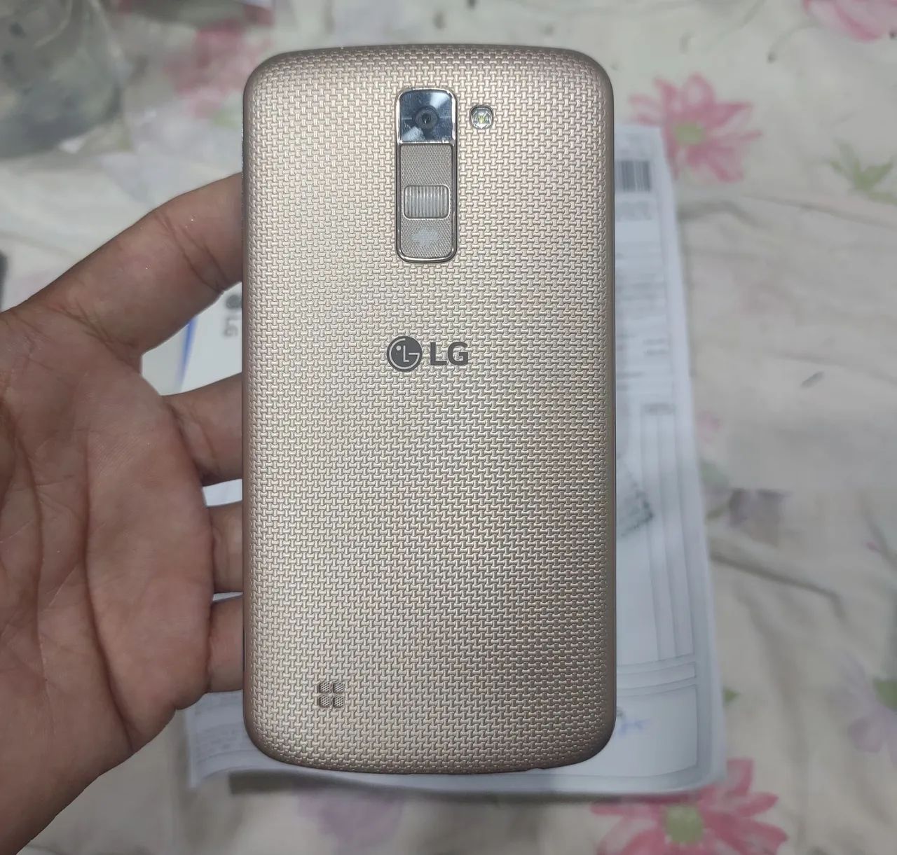Celular LG k10 tv bem conservado. - Foto 3