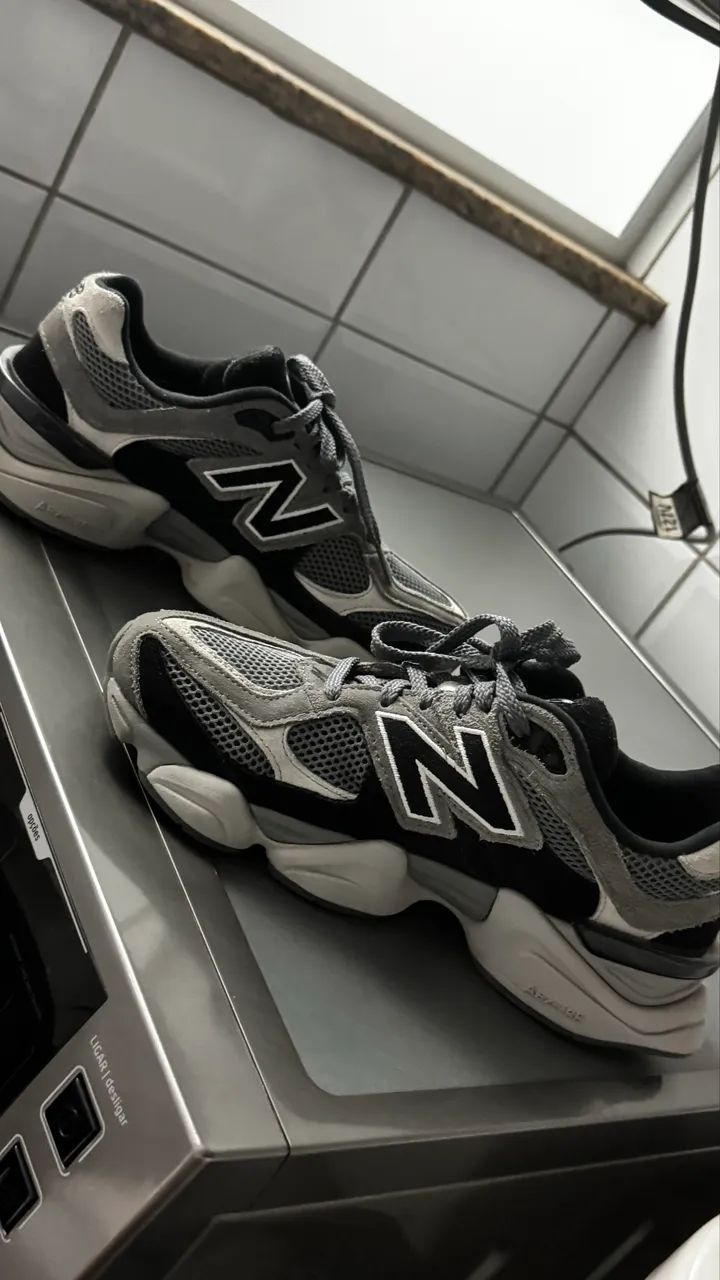 New Balance 9060 Tam 38