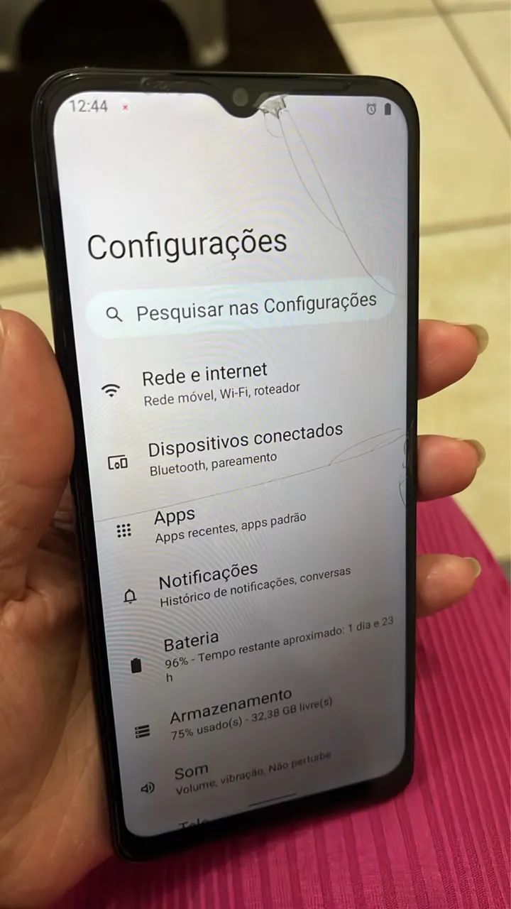Vendo celular Motorola E22