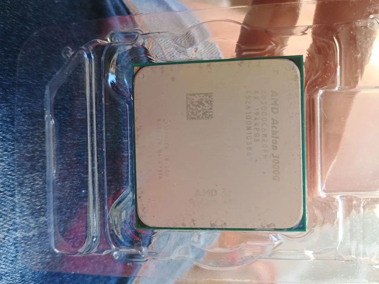 AMD Athlon 3000G (usado) - Foto 2