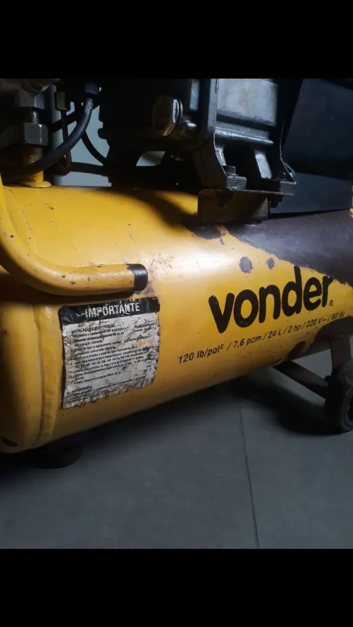 Compressor de ar da marca Vonder 24 litros  - Foto 5