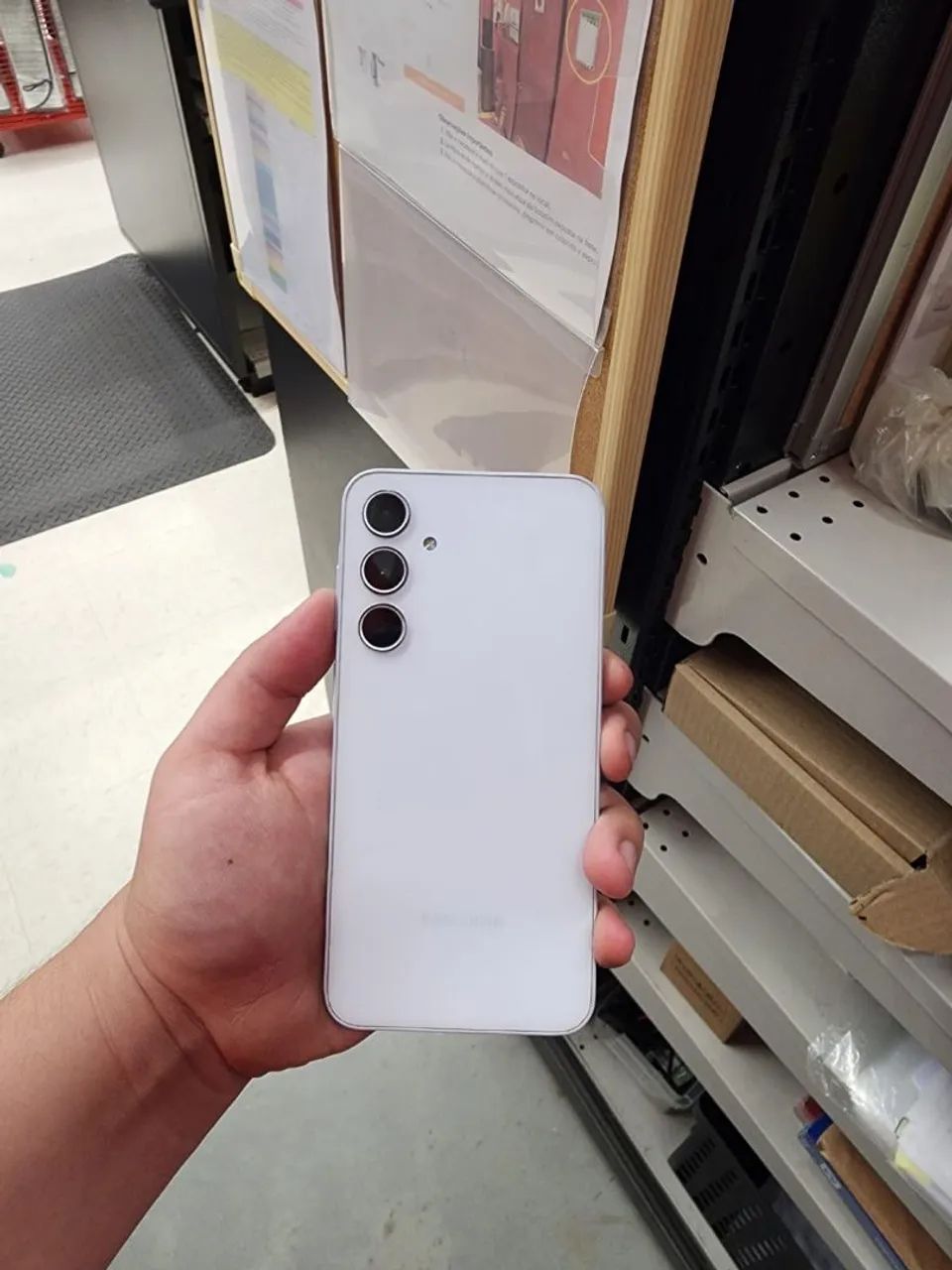 Sansung A35 256GB 8gb Ram - Foto 2