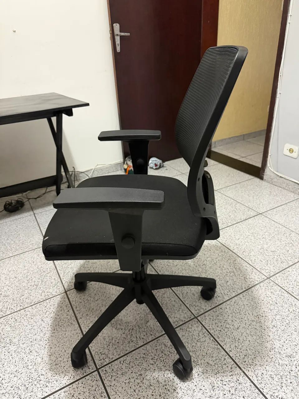 Cadeira Ergonômica Giratória - Marelli