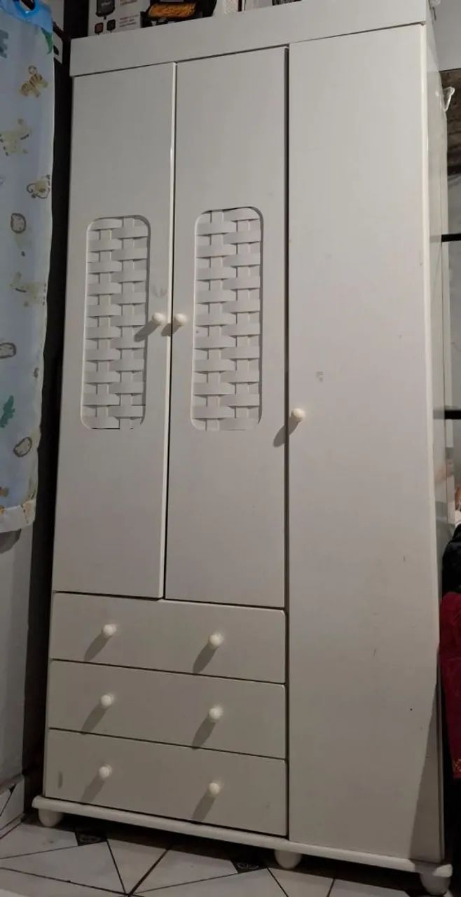 Guarda roupa infantil 