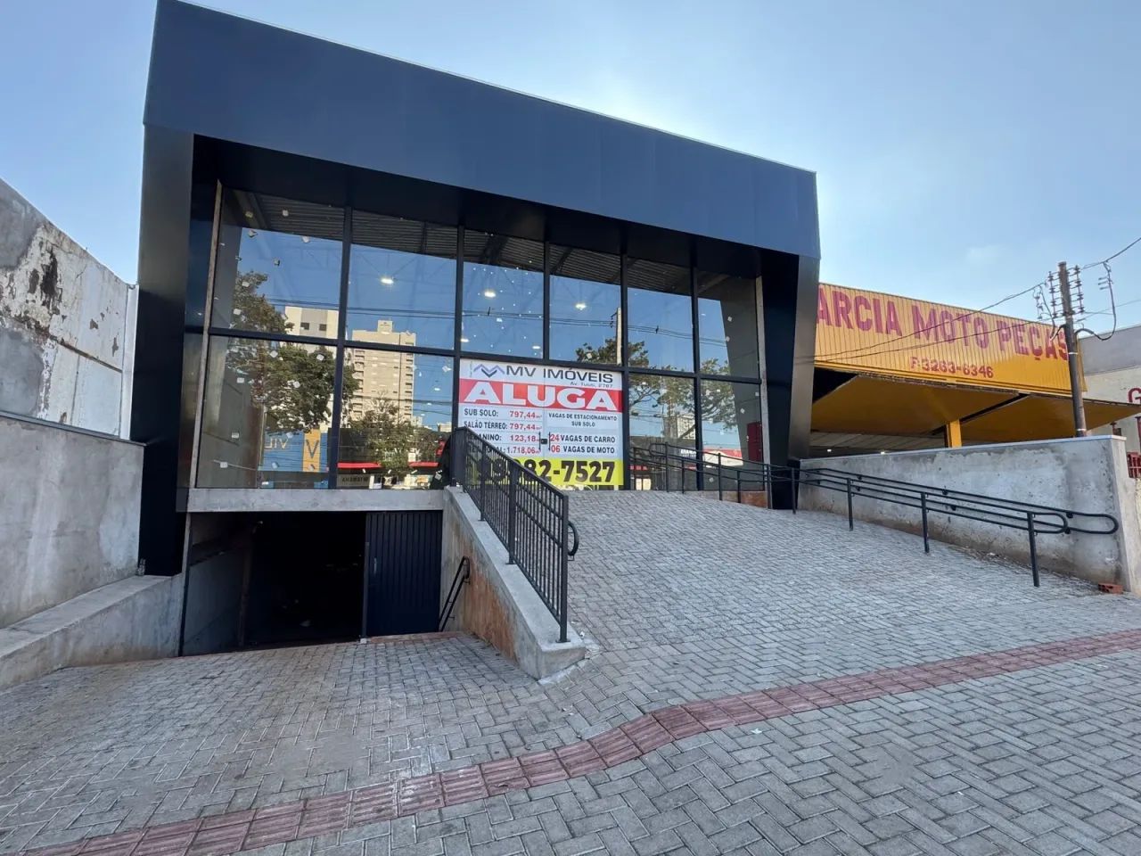 Imóvel Comercial/Industrial | Avenida Colombo | 1.718m² | Com Subsolo | Maringá/PR