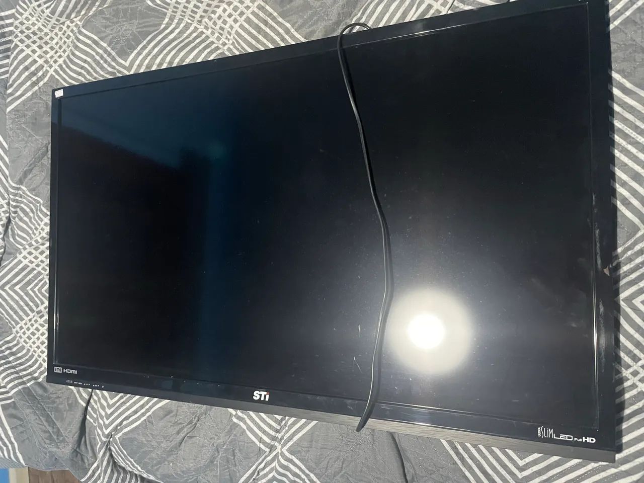3 TVs LED - aproveitamento de tela e peças  - Foto 5