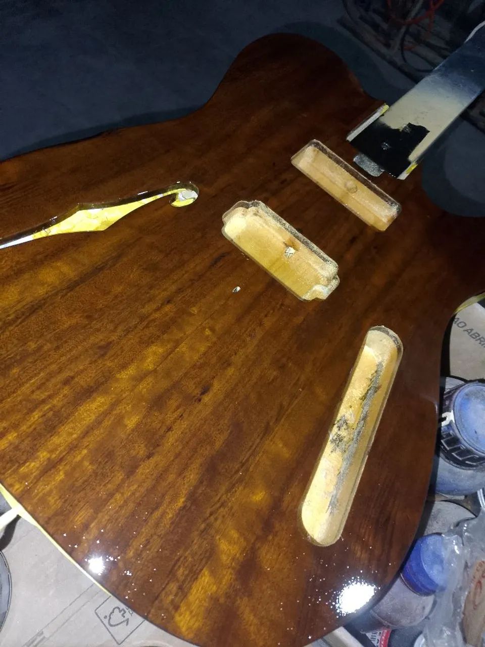 Vintec Luthieria e Guitartech - Foto 2