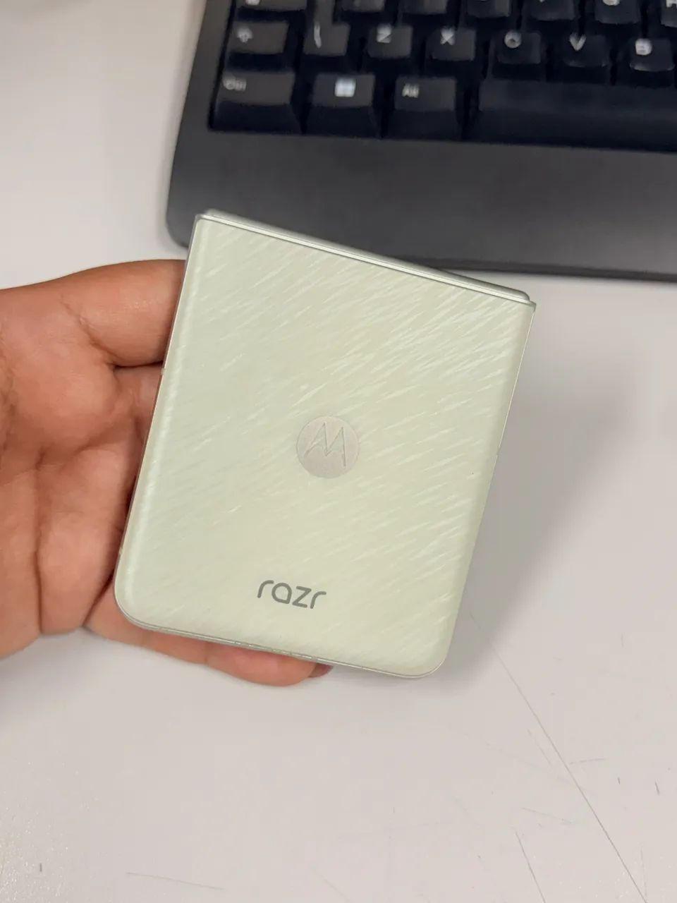Motorola Razr 60 - Foto 4