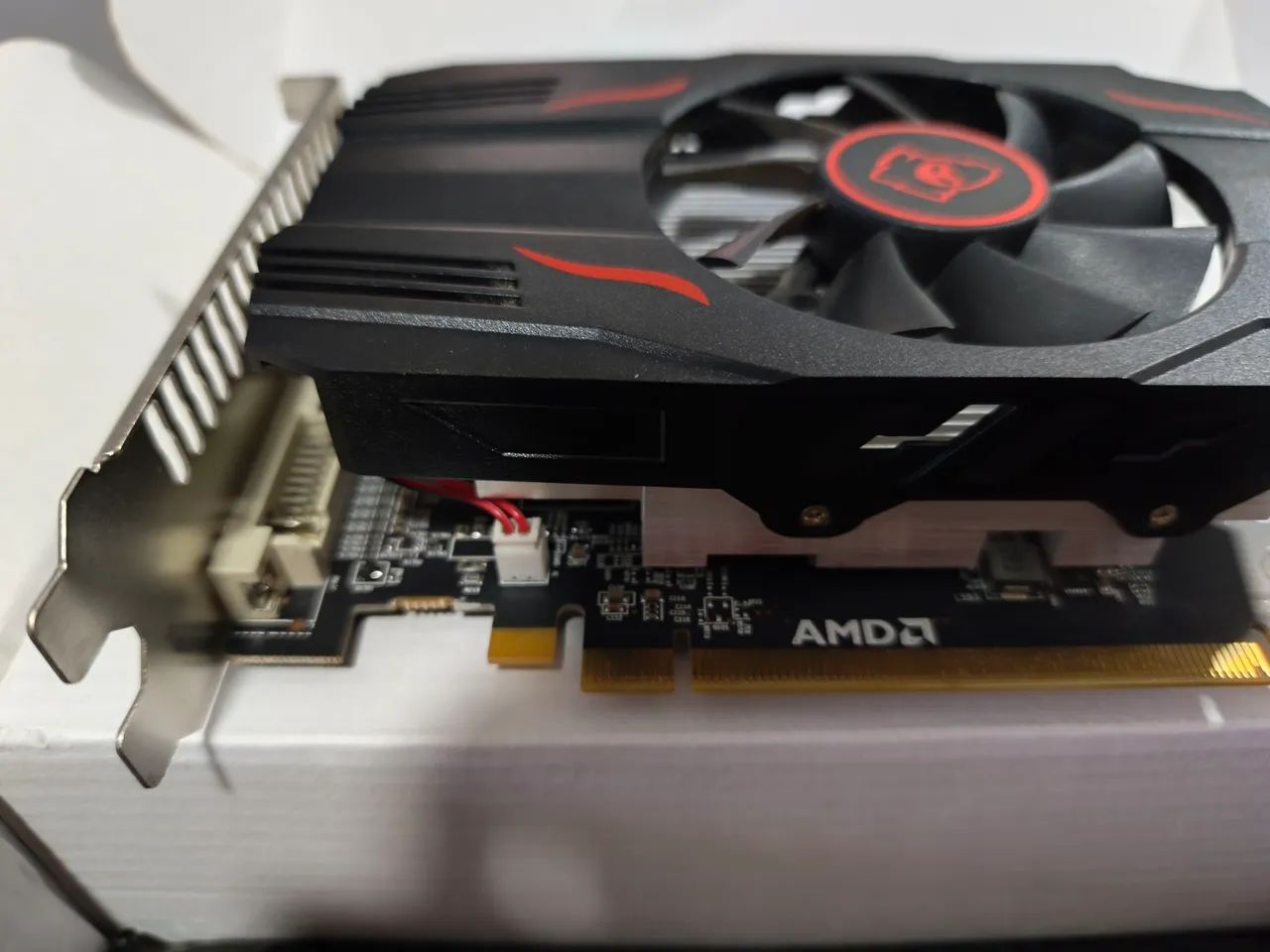 Placa de Video AMD GX550 4G DDR5 