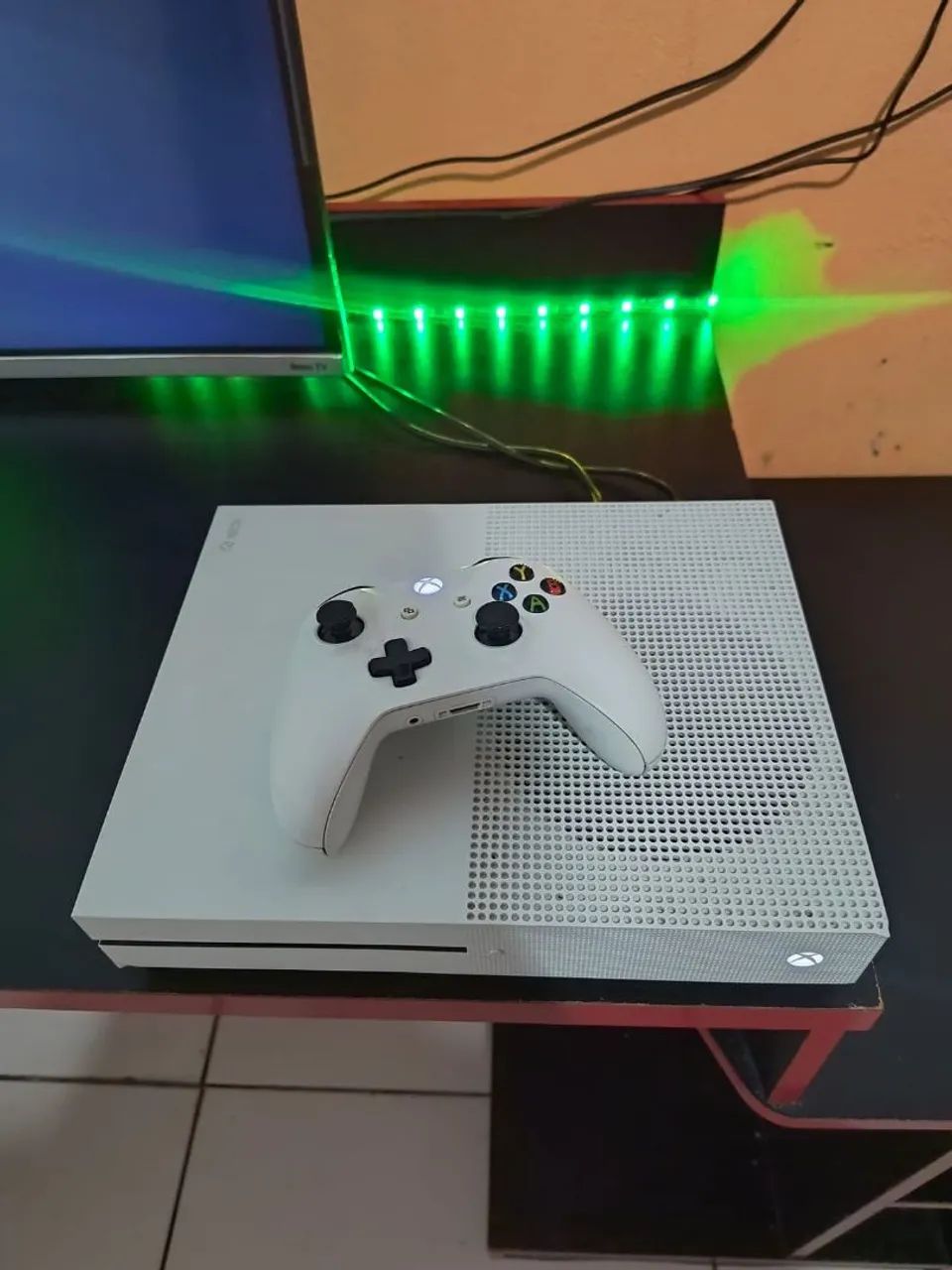 Vendo ou troco xbox one s 