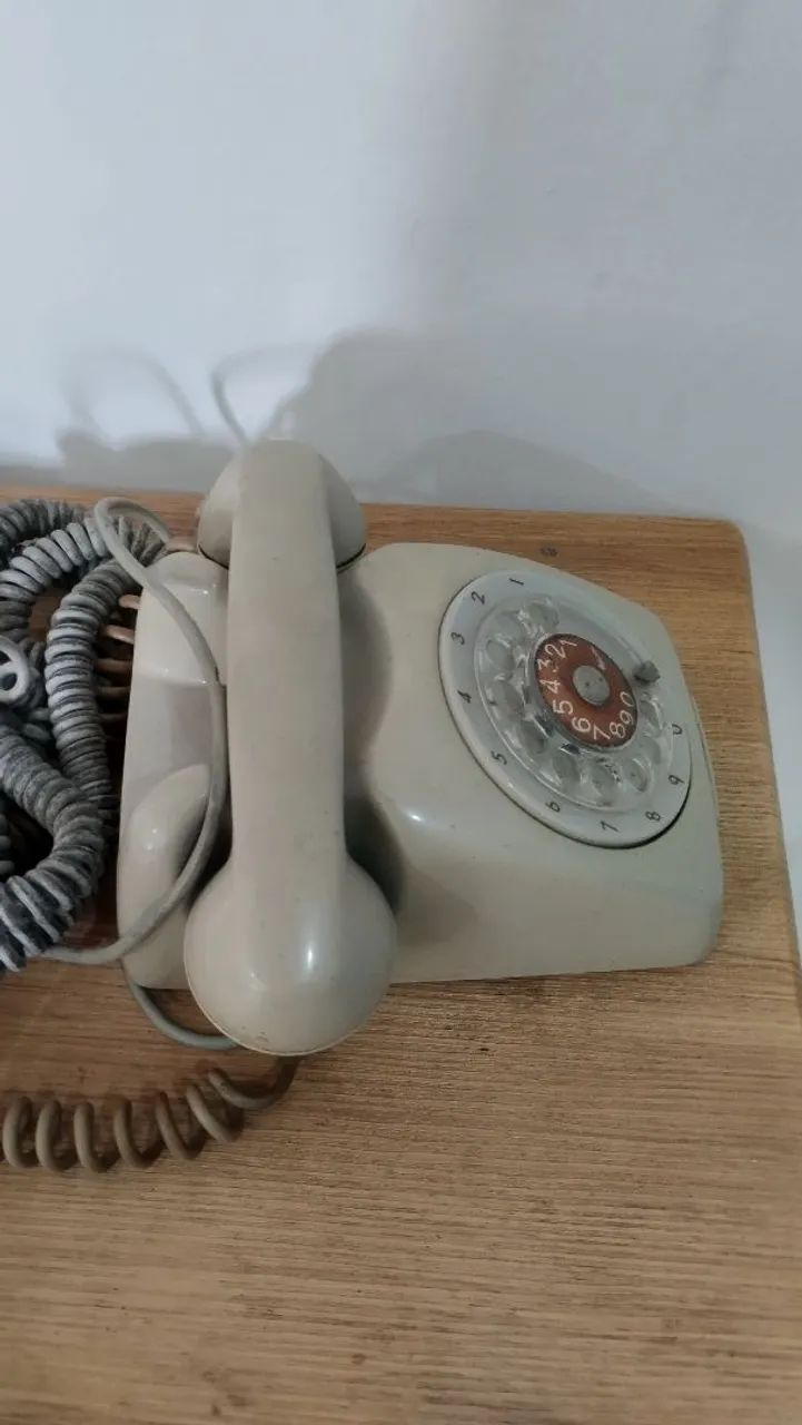Antigo telefone de disco. - Foto 2