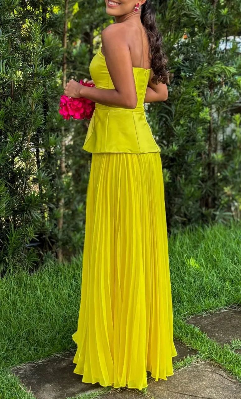 Conjunto saia/blusa. - Foto 2