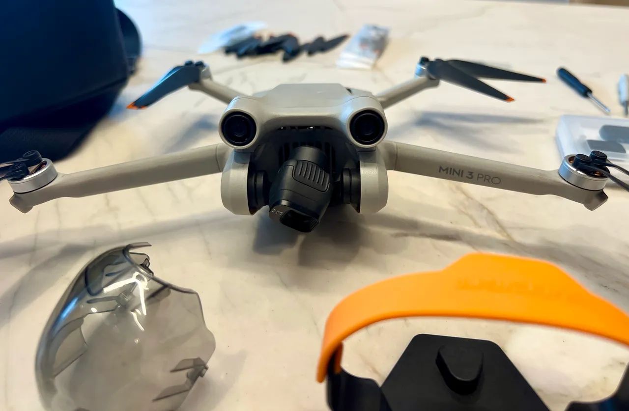 DRONE DJI MINI3 PRO - COMBO FLY MORE - Foto 3