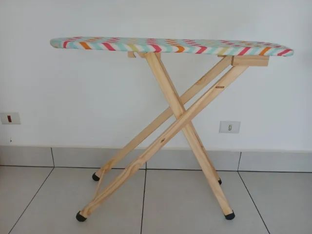 Mesa de passar roupa