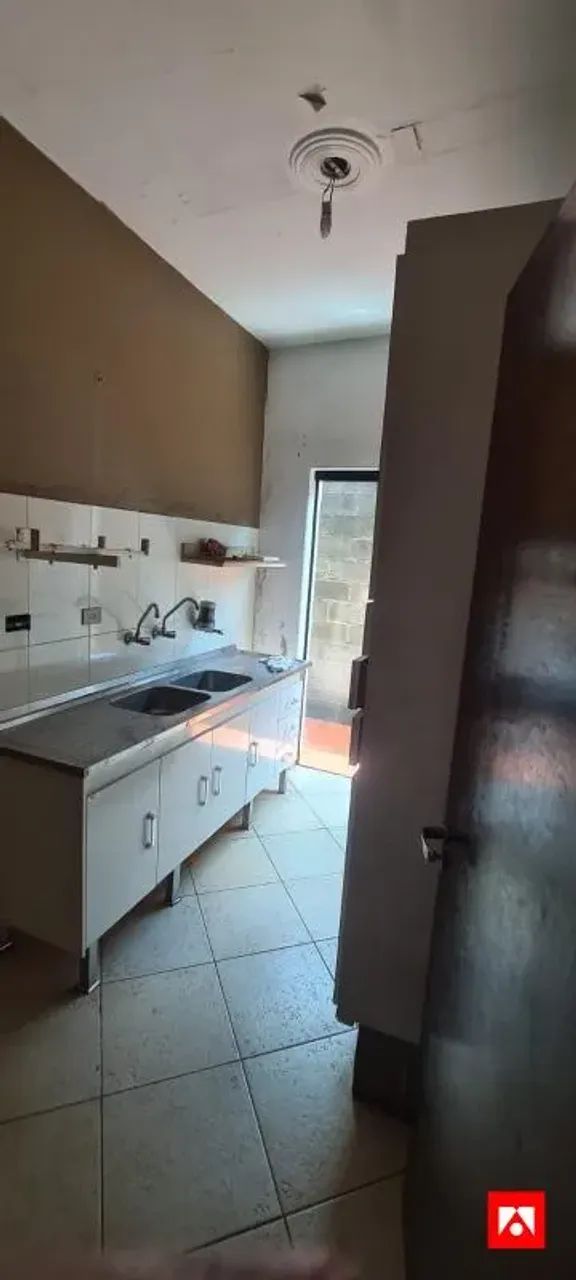 Casa Comercial para locação no Centro de Santa Bárbara d'Oeste. - Foto 2