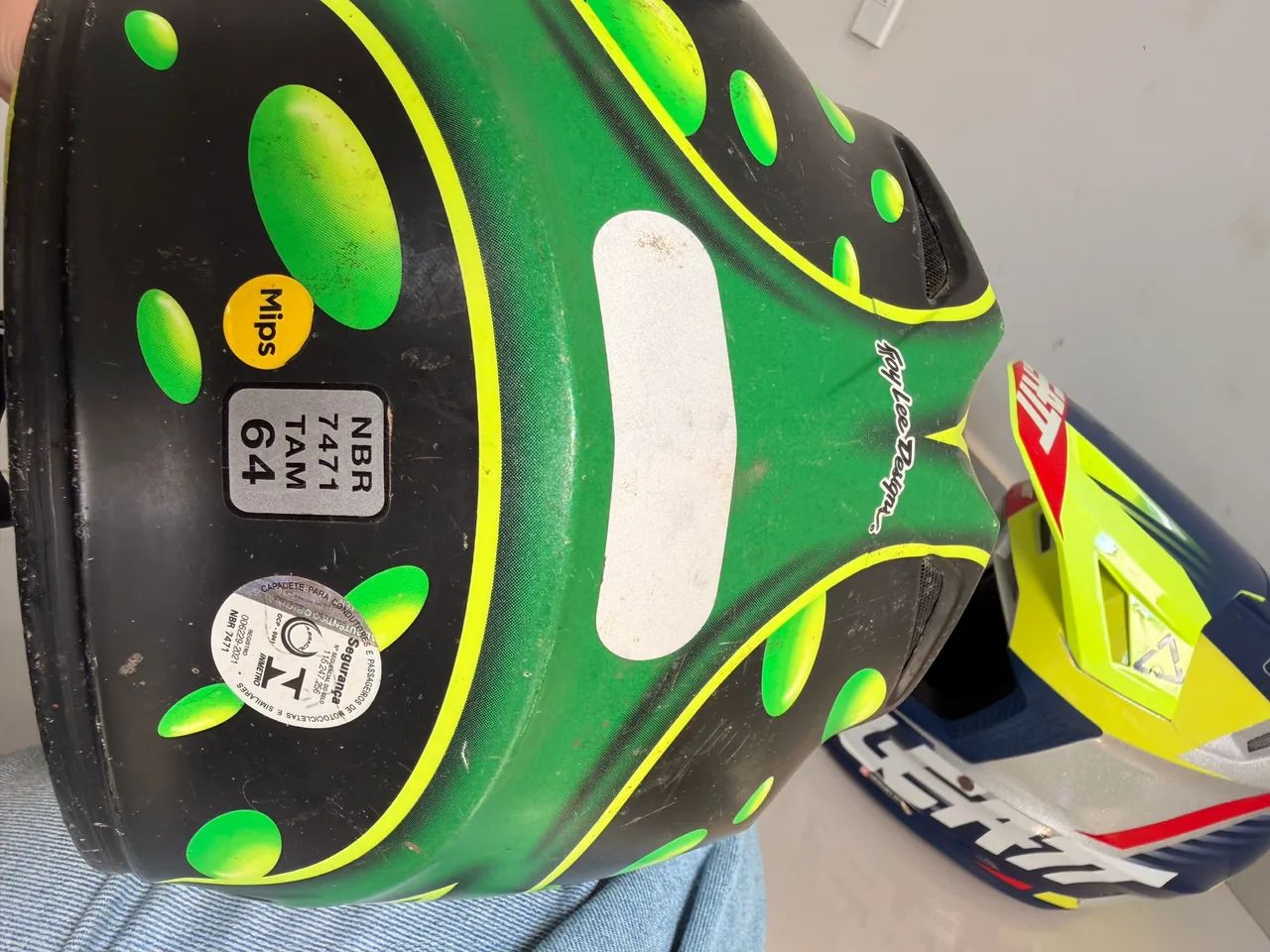 HEL SPORT SPITSBERGEN スピッツベルゲン Helsport Spitsbergen X-Trem 4 Camp | 4人用テント | Varuste.net 日本語