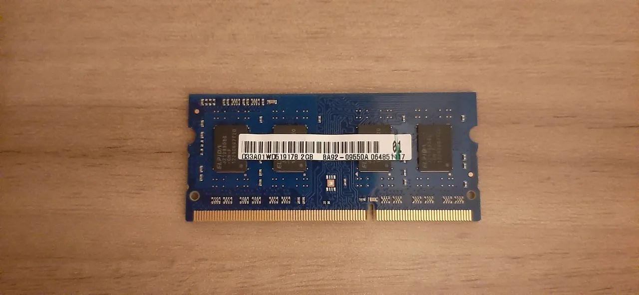 Memória RAM Notebook 2GB DDR3 Elpida