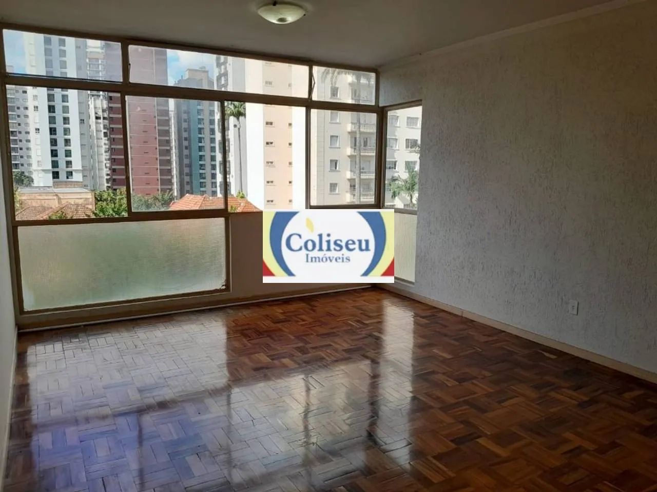 Cambuí !!...Apartamento muito grande !!