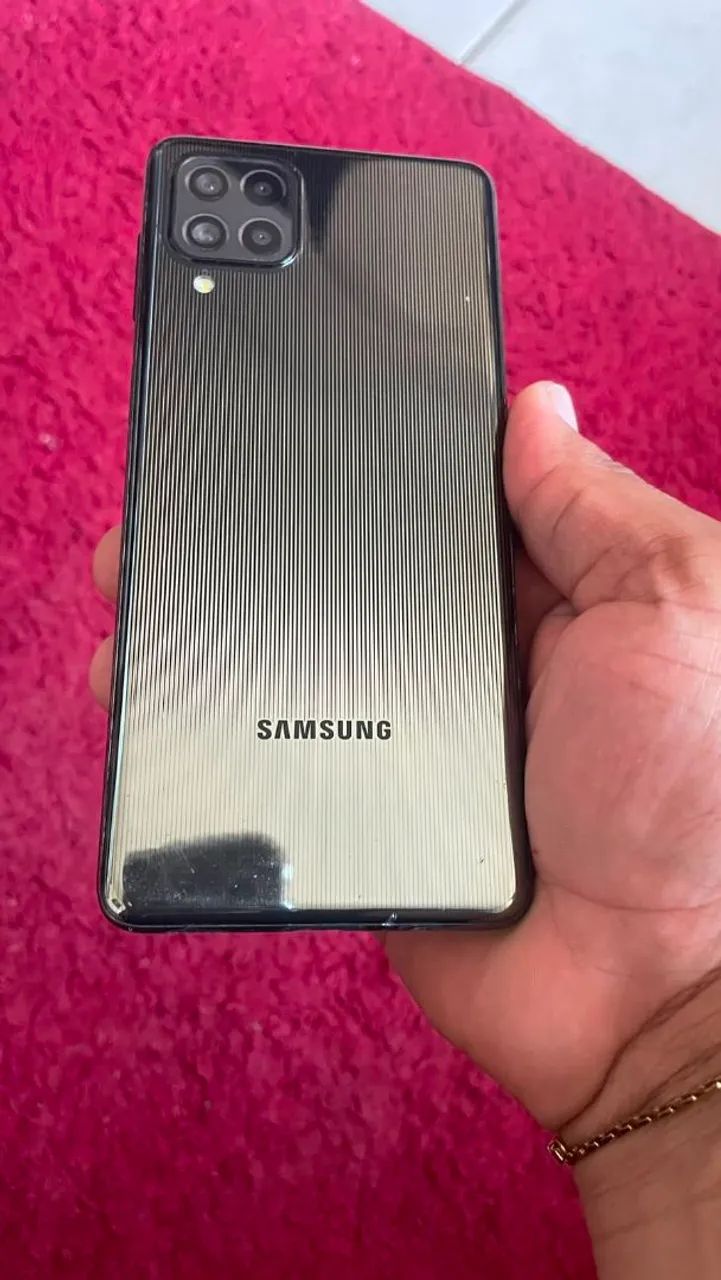 SAMSUNG M62